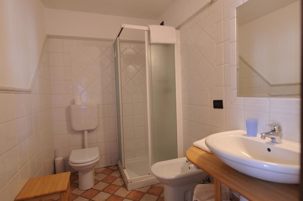 Agriturismo Gian Galeazzo Visconti Pensionat Valeggio sul Mincio Rum bild
