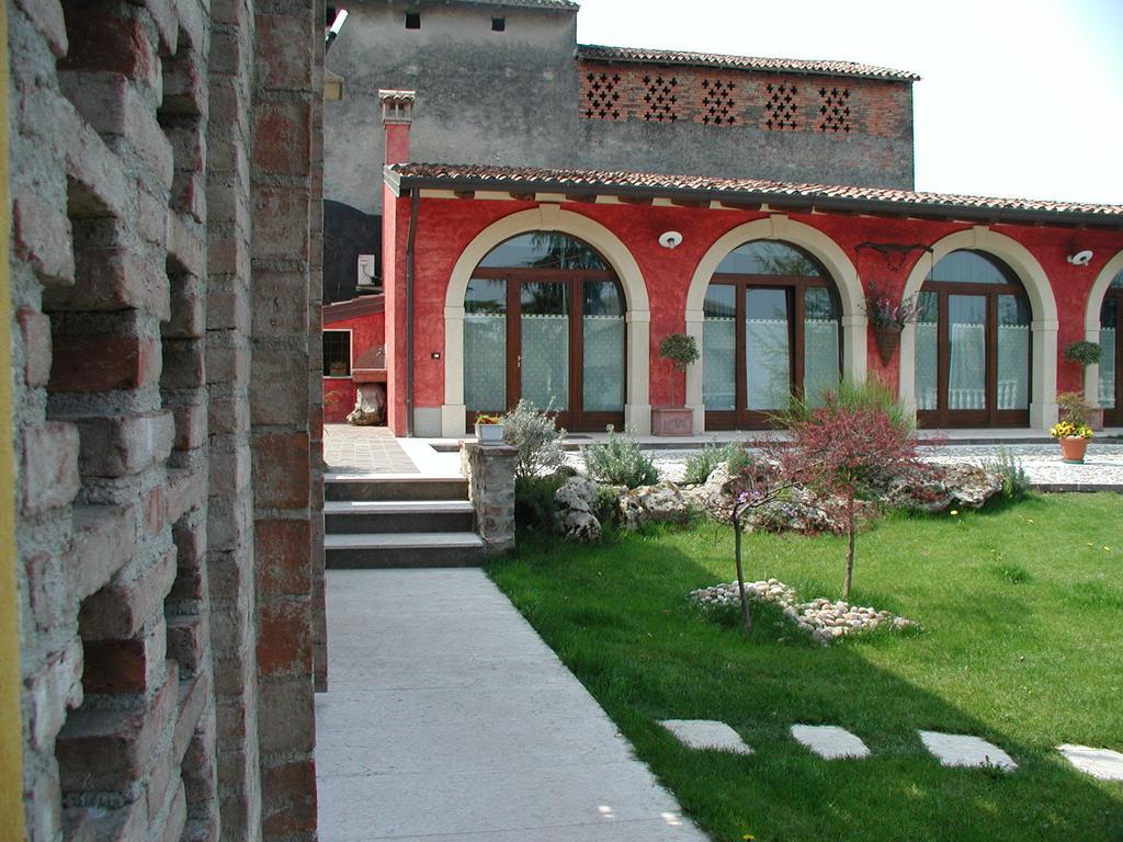 Agriturismo Gian Galeazzo Visconti Pensionat Valeggio sul Mincio Exteriör bild